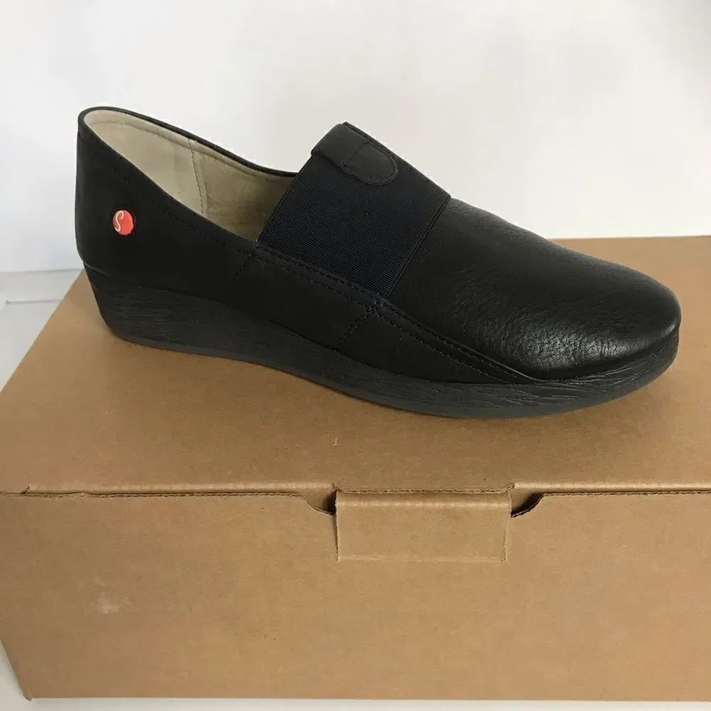Softinos by FLY London Amo Leather Gored Shoes
